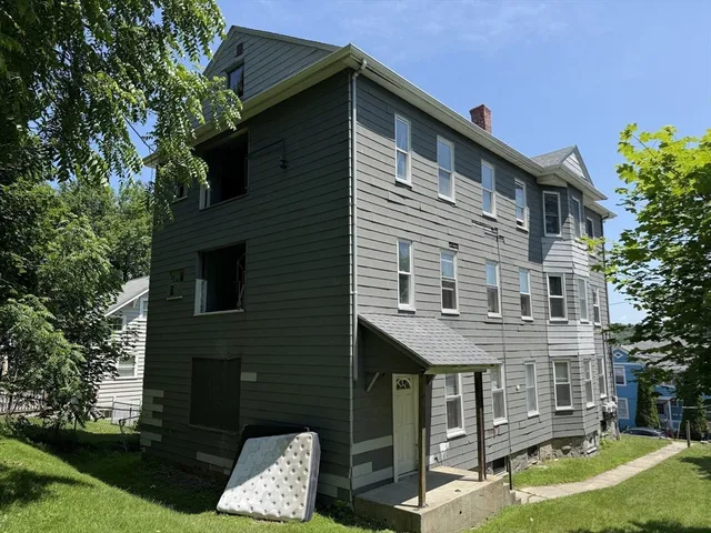 $680,000 | 15 Boardman Street, Worcester, MA 01606