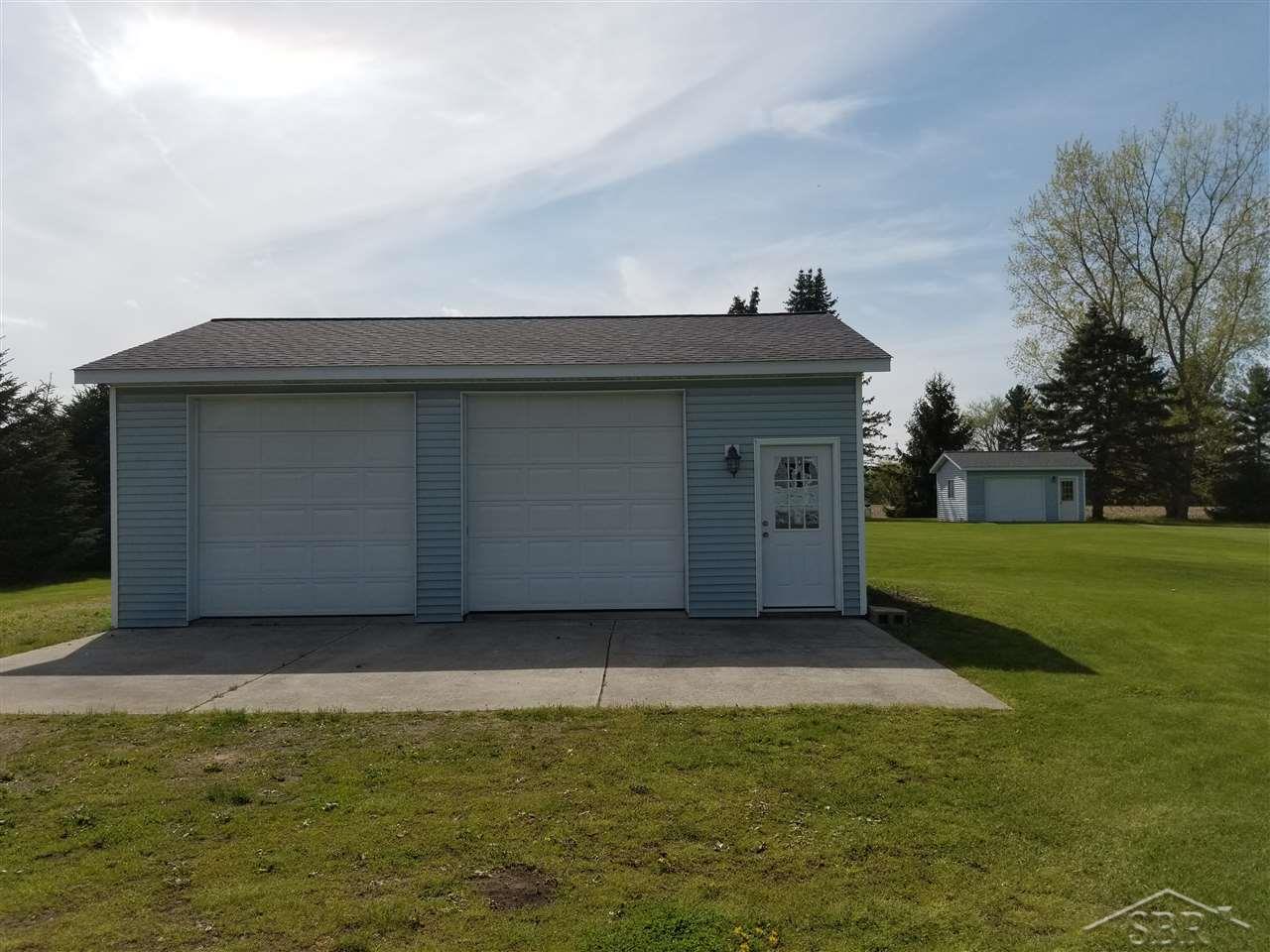 1845 Lone Road Freeland, MI 48623 - Photo 26 of 29 31380620-25.JPG