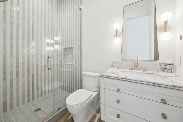 $3,099,000 | 4152 Coleridge Street, West University Place, TX 77005