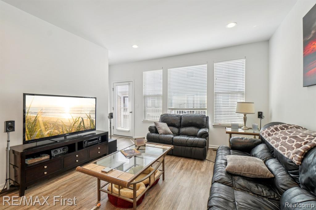 2500 Normandy Road, Unit 44 Royal Oak, MI 48073 - Photo 6 of 30