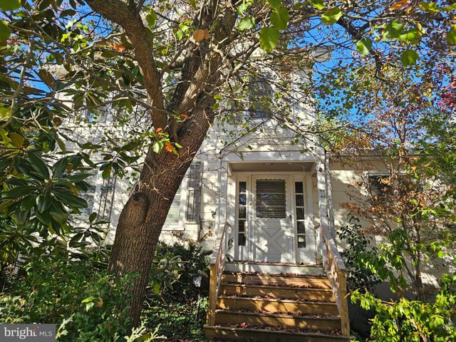 $365,000 | 11 Brookside Avenue, Pennington, NJ 08534