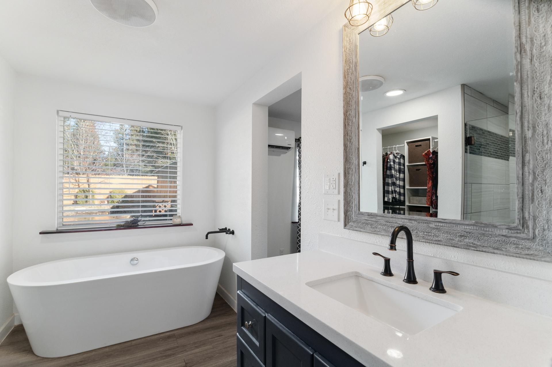 20356 Rae Road Bend, OR 97702 - Photo 16 of 32 batch_016