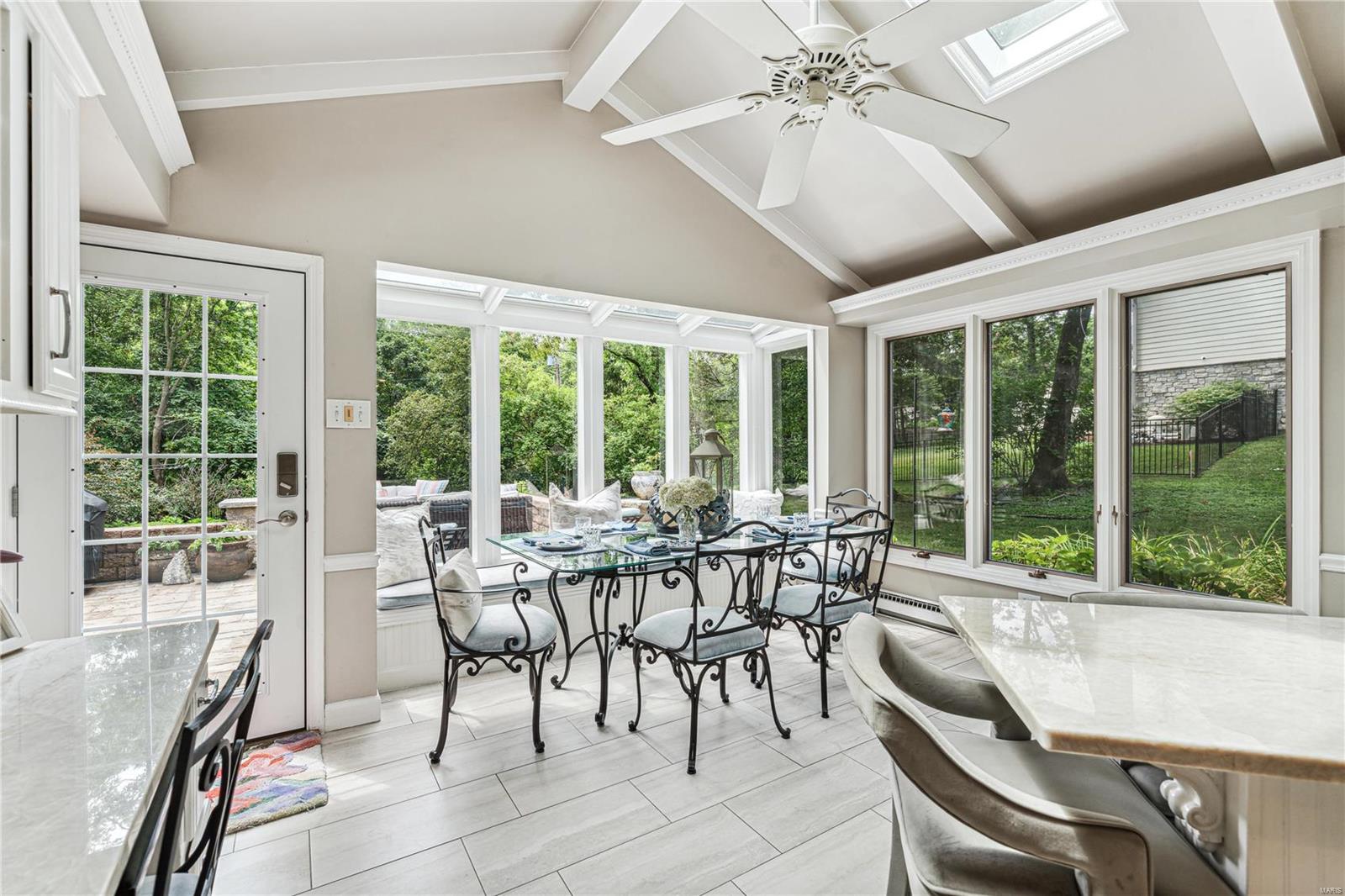 105 Graybridge Road Ladue, MO 63124 - Photo 17 of 35 Gallery Image 17