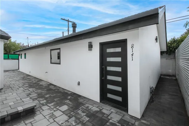 $3,150 | 8141 Hazeltine Avenue, Panorama City, CA 91402