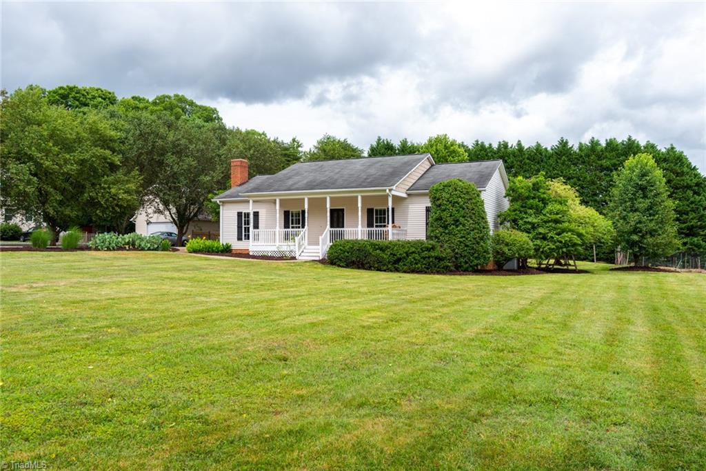 7528 Strawberry Road Summerfield, NC 27358 - Photo 40 of 43 Gallery Image 40
