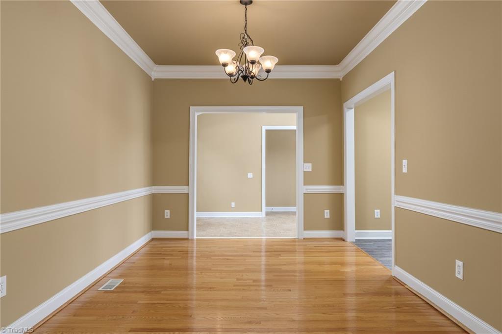 7528 Strawberry Road Summerfield, NC 27358 - Photo 8 of 43 Gallery Image 8