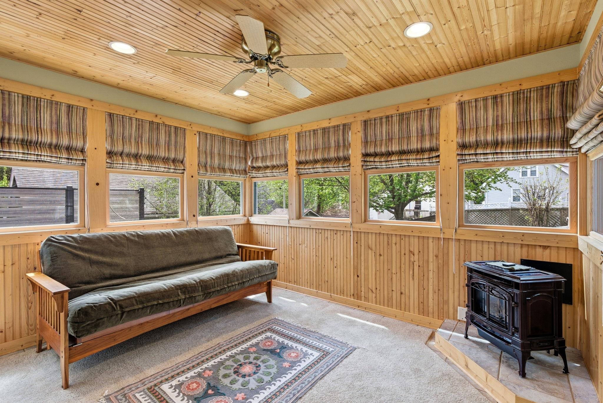 826 Woodrow Street Madison, WI 53711 - Photo 25 of 55