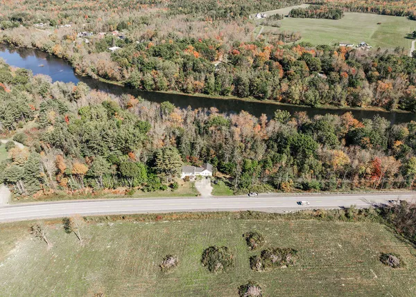 $369,000 | 2485 Broadway, Bangor, ME 04401