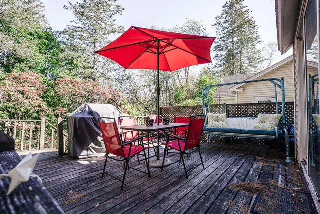 $369,000 | 2485 Broadway, Bangor, ME 04401