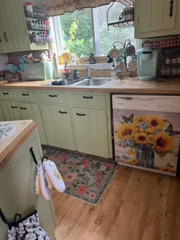 $369,000 | 2485 Broadway, Bangor, ME 04401