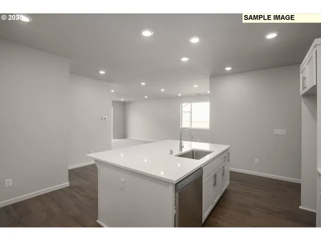 $502,900 | 51096 Southwest Klompen Street, Unit H138, Scappoose, OR 97056