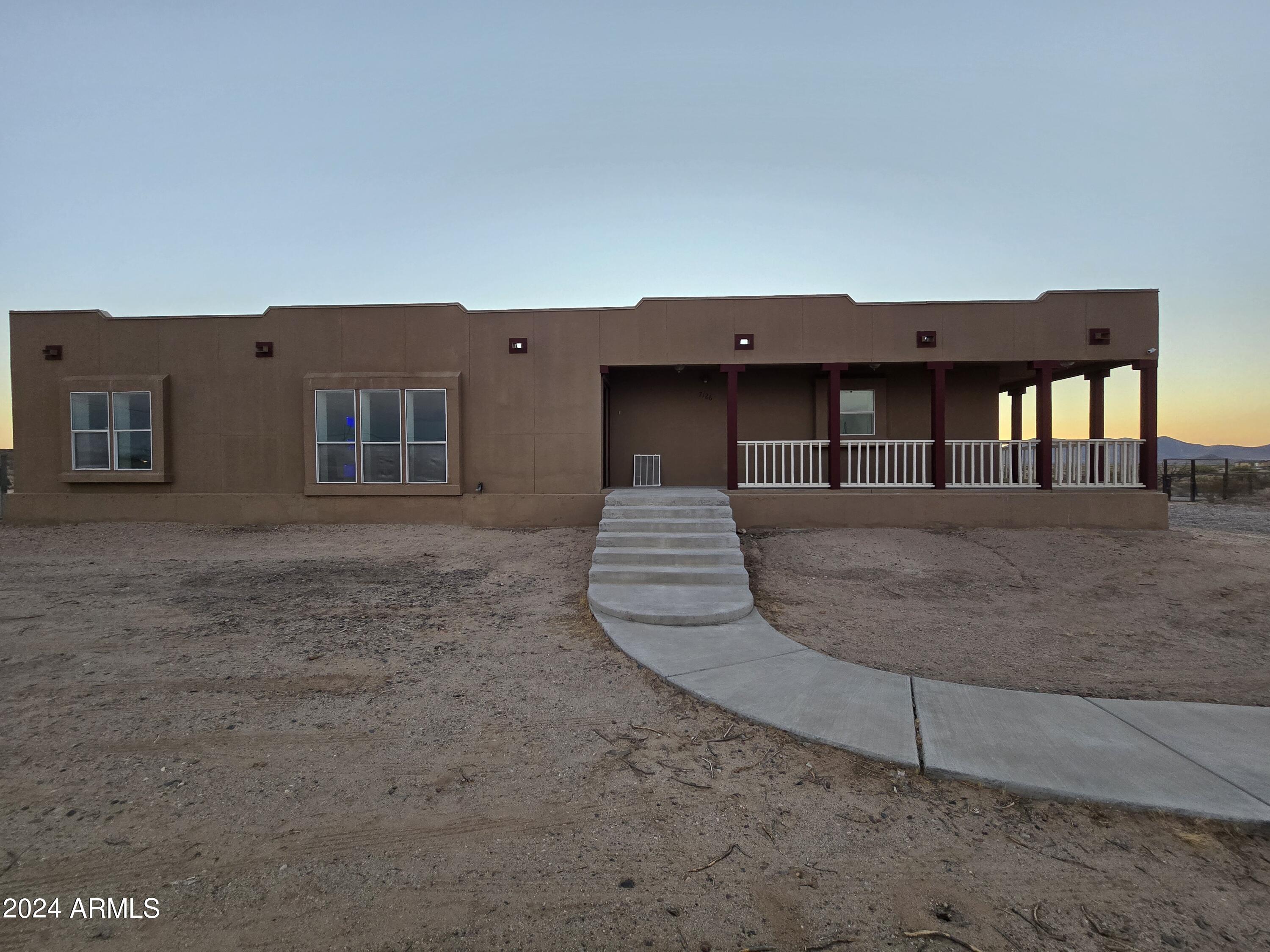7126 South Wintersburg Road Tonopah, AZ 85354 - Photo 2 of 36 20240925_182943
