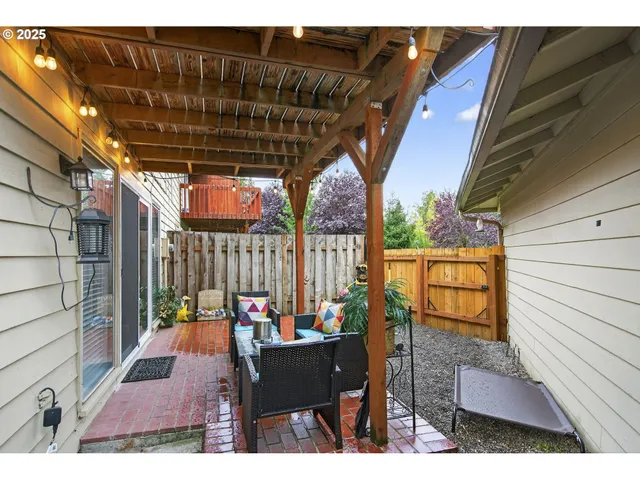 $329,000 | 13600 Northeast 18th Street, Unit 28, Vancouver, WA 98682