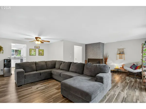 $325,000 | 13600 Northeast 18th Street, Unit 28, Vancouver, WA 98682