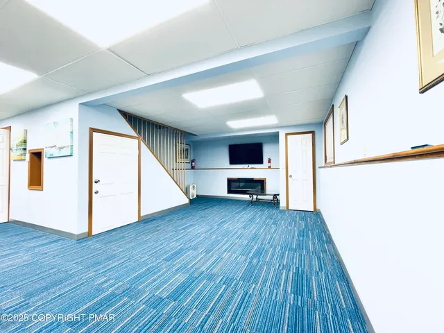 $420,000 | 19 Livingston Lane, Gouldsboro, PA 18424