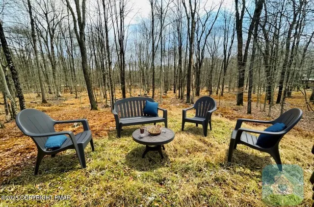 $420,000 | 19 Livingston Lane, Gouldsboro, PA 18424