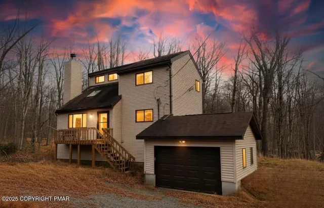 $420,000 | 19 Livingston Lane, Gouldsboro, PA 18424