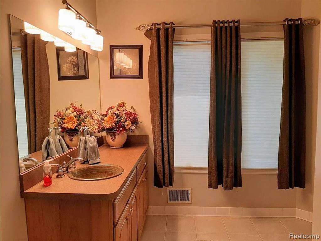 7280 Rabbit Ears Pass, Unit 41 Clarkston, MI 48346 - Photo 12 of 23