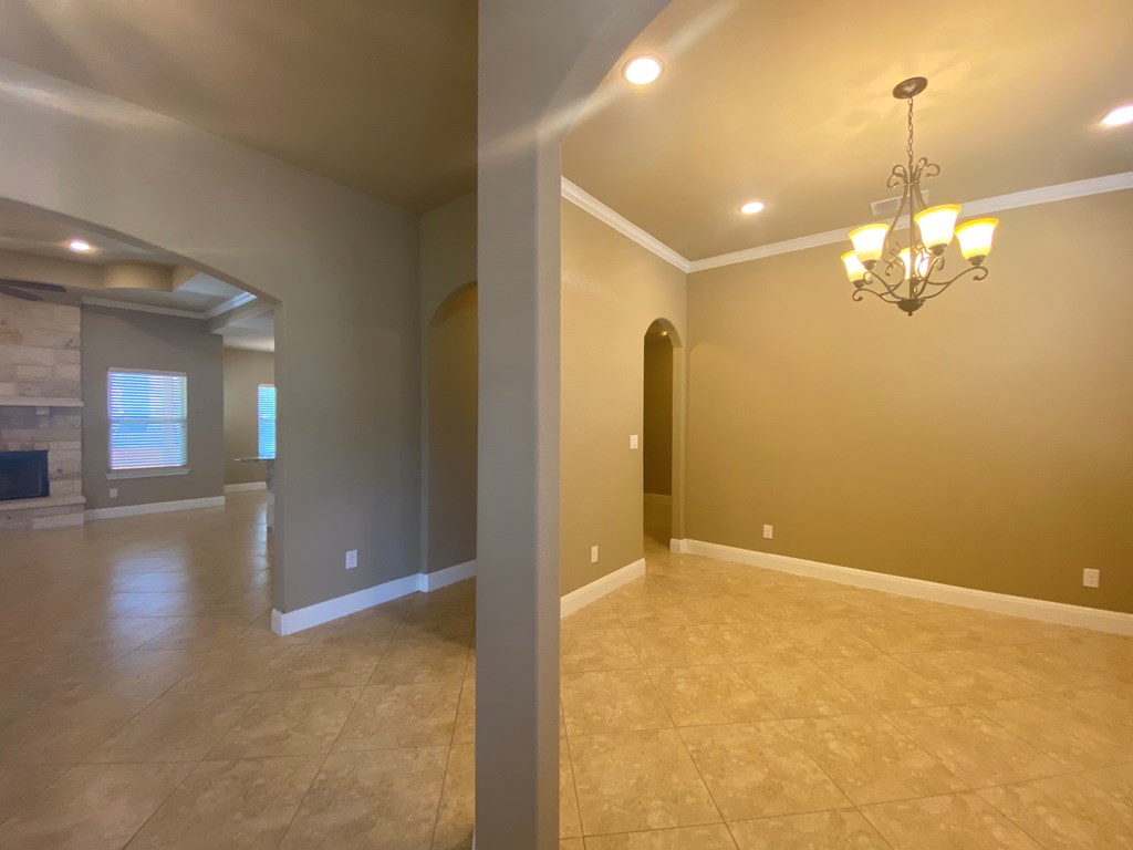210 Dudley Way Fredericksburg, TX 78624 - Photo 4 of 10