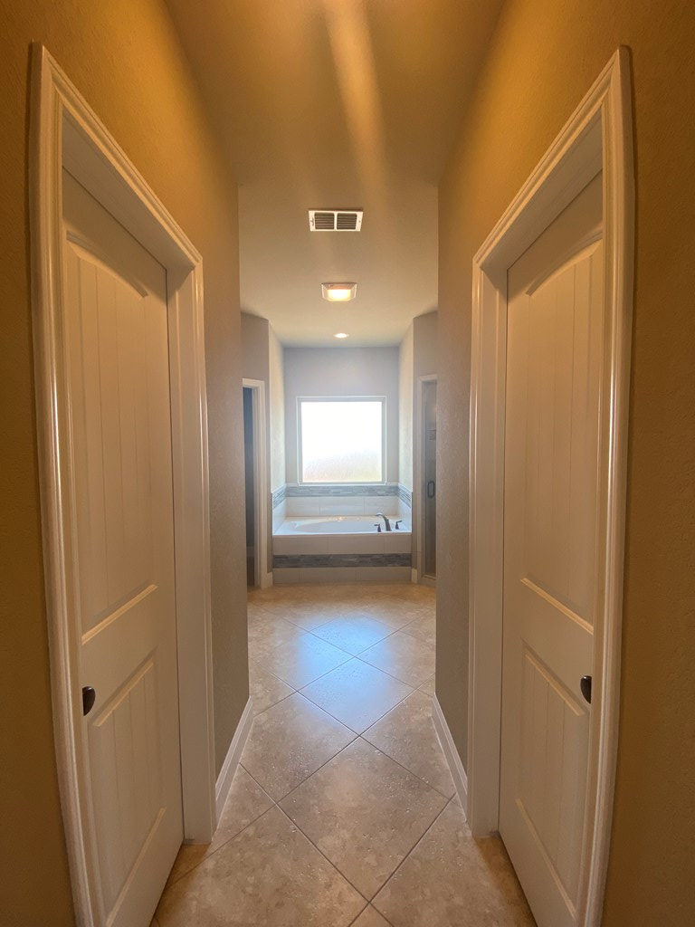 210 Dudley Way Fredericksburg, TX 78624 - Photo 9 of 10