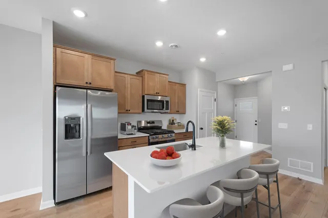 $379,990 | 10314 Birchwood Circle, Victoria, MN 55318