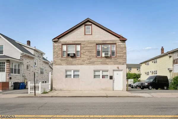 $2,600 | 61 Union Street, Unit 2, Lodi, NJ 07644