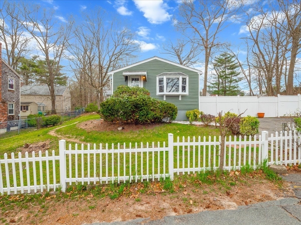 10 East Shore Road Holbrook, MA 02343 - Photo 1 of 30 a front view of a house with a garden