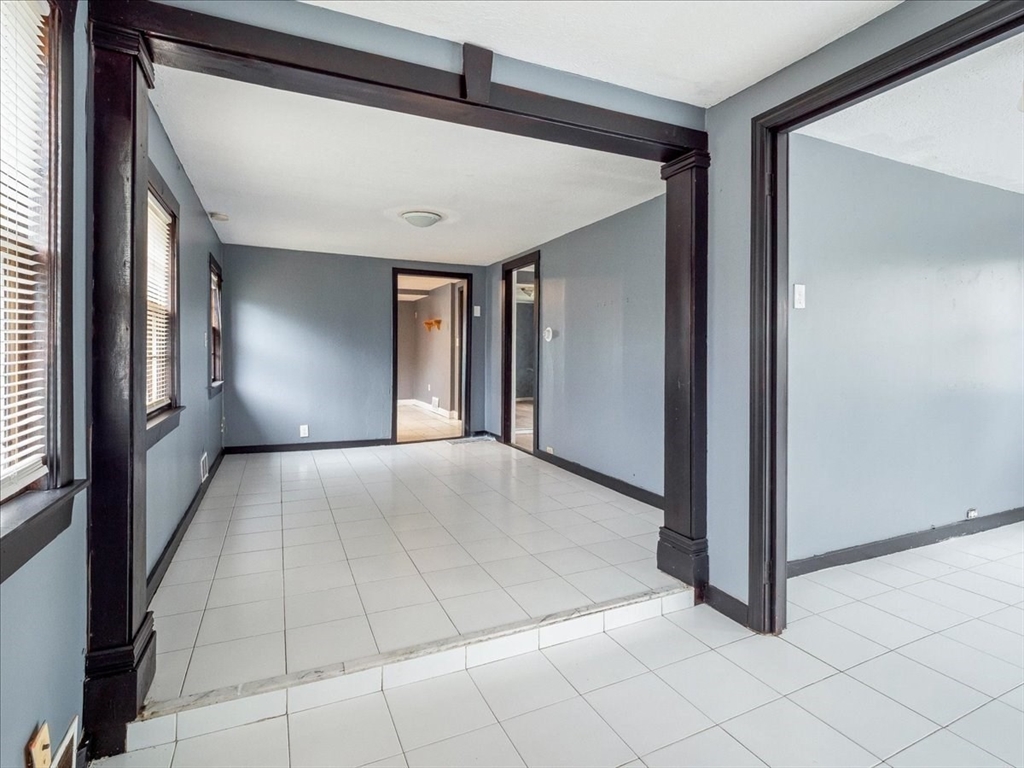 10 East Shore Road Holbrook, MA 02343 - Photo 10 of 30 a view of entryway