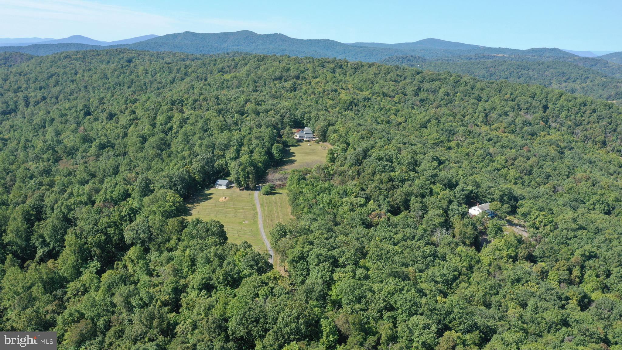 11173 Oakview Road Delaplane, VA 20144 - Photo 1 of 60 Stunning 360 degree views from Red Oak Mtn!