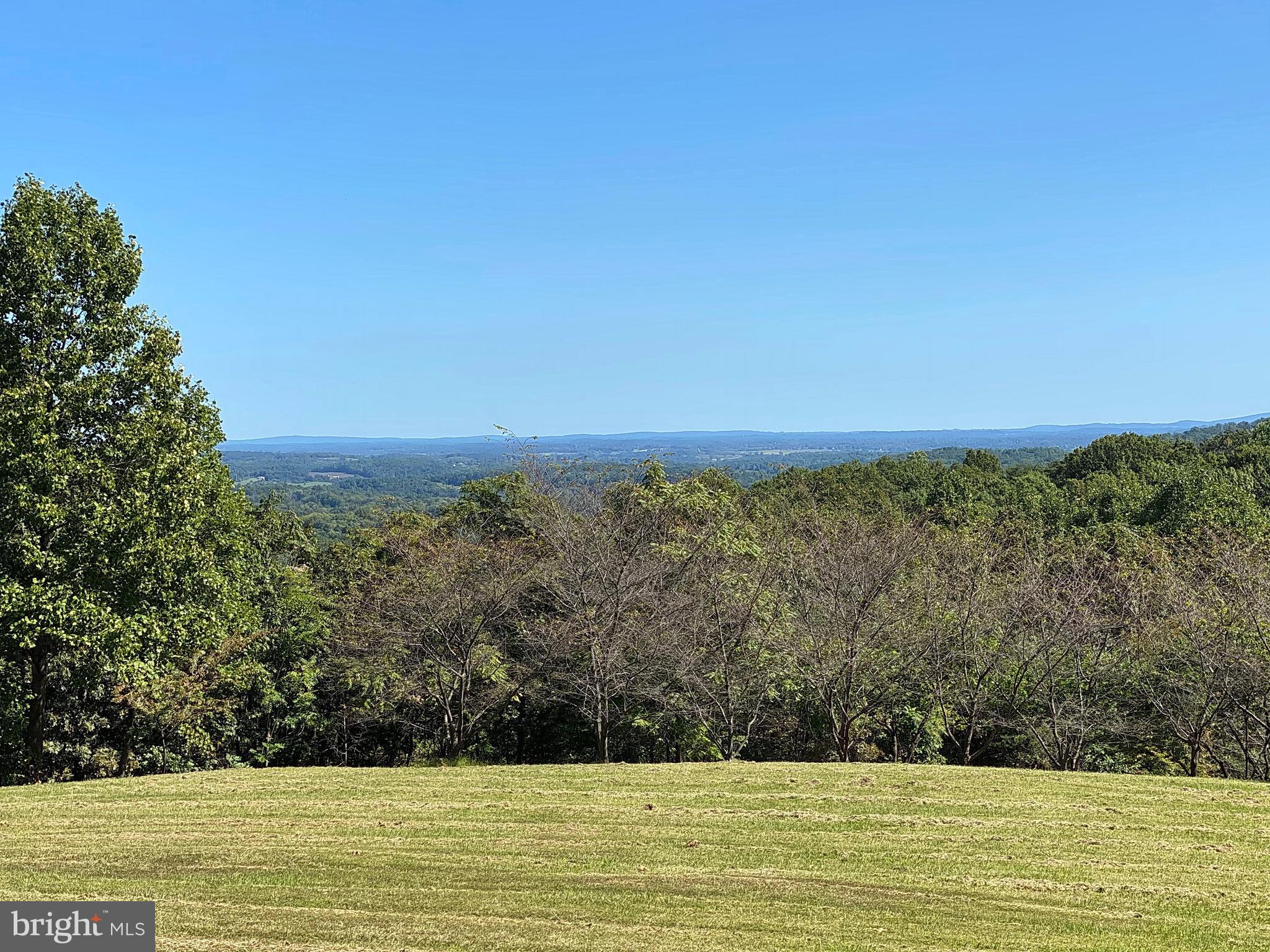 11173 Oakview Road Delaplane, VA 20144 - Photo 15 of 60 Play football, soccer, fly a kite in open fields