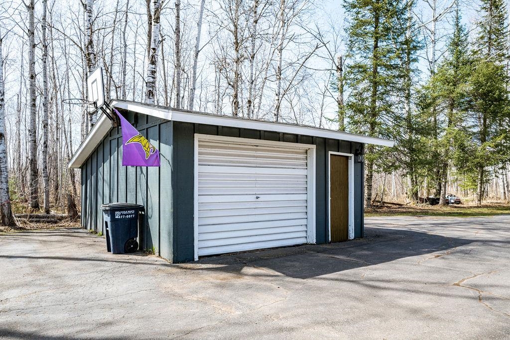 3863 Karky Road Superior, WI 54880 - Photo 8 of 33 Storage Shed