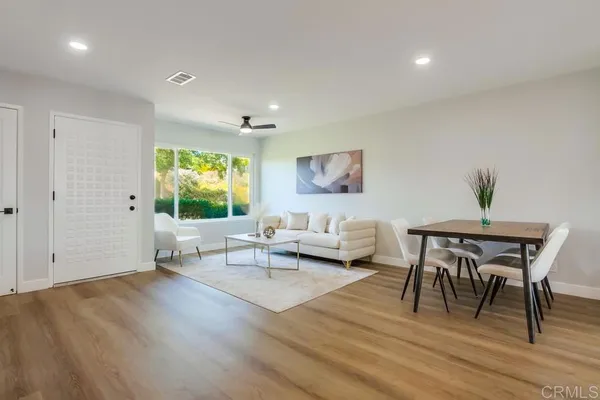 $475,000 | 3839 Vista Campana South, Unit 6, Oceanside, CA 92057