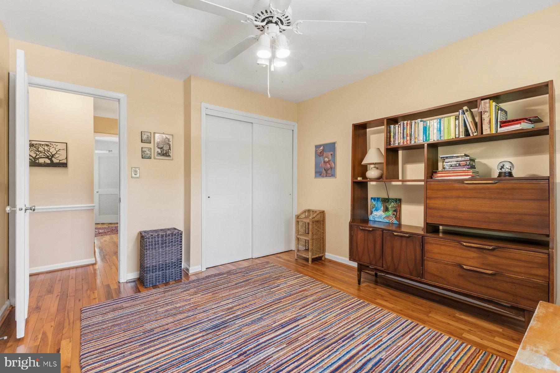8220 Carrleigh Parkway, Unit 11 Springfield, VA 22152 - Photo 20 of 26