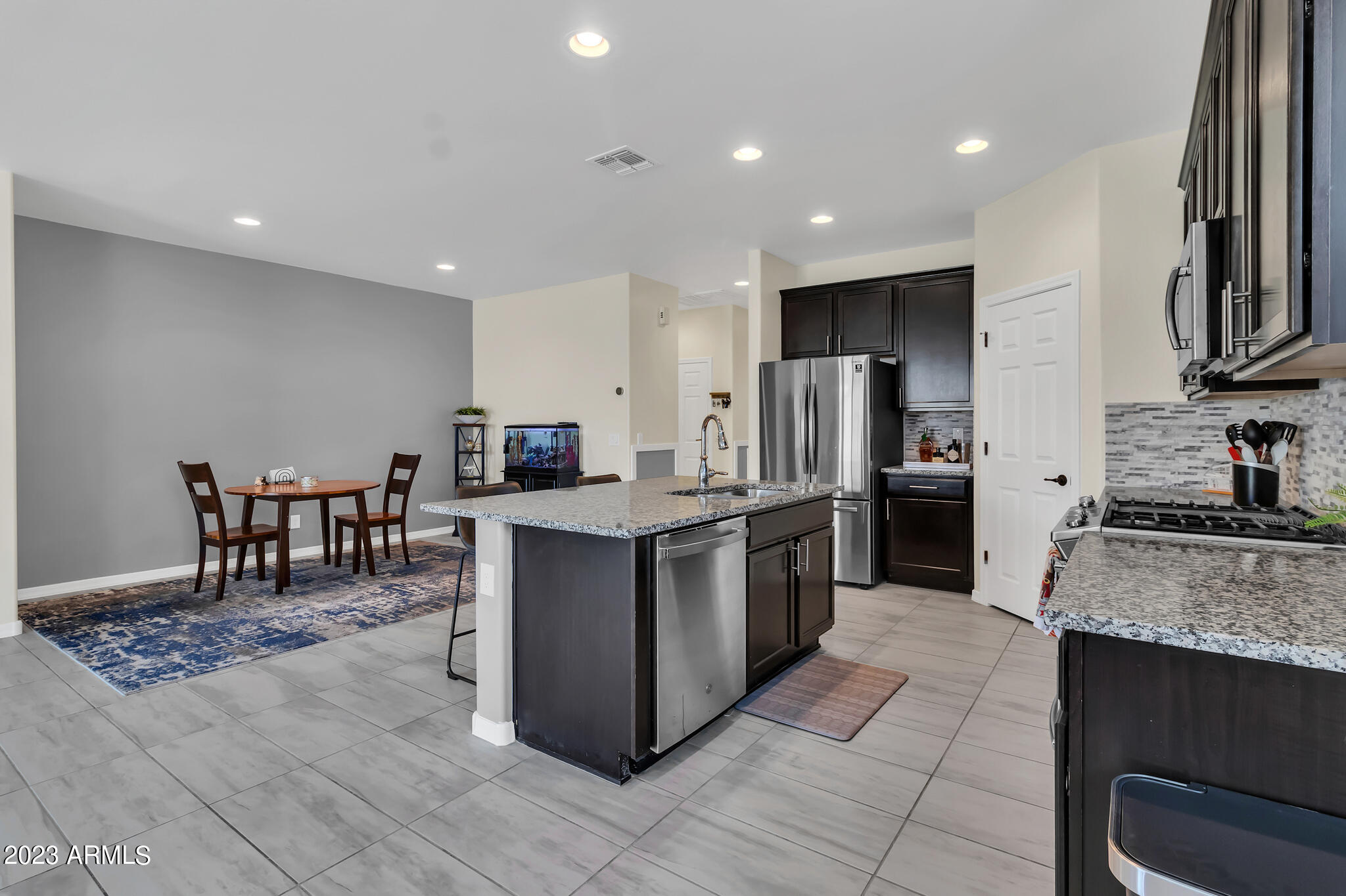 3242 West Fremont Rd. Phoenix, AZ 85041 - Photo 11 of 42 3242 W Fremont Rd-13