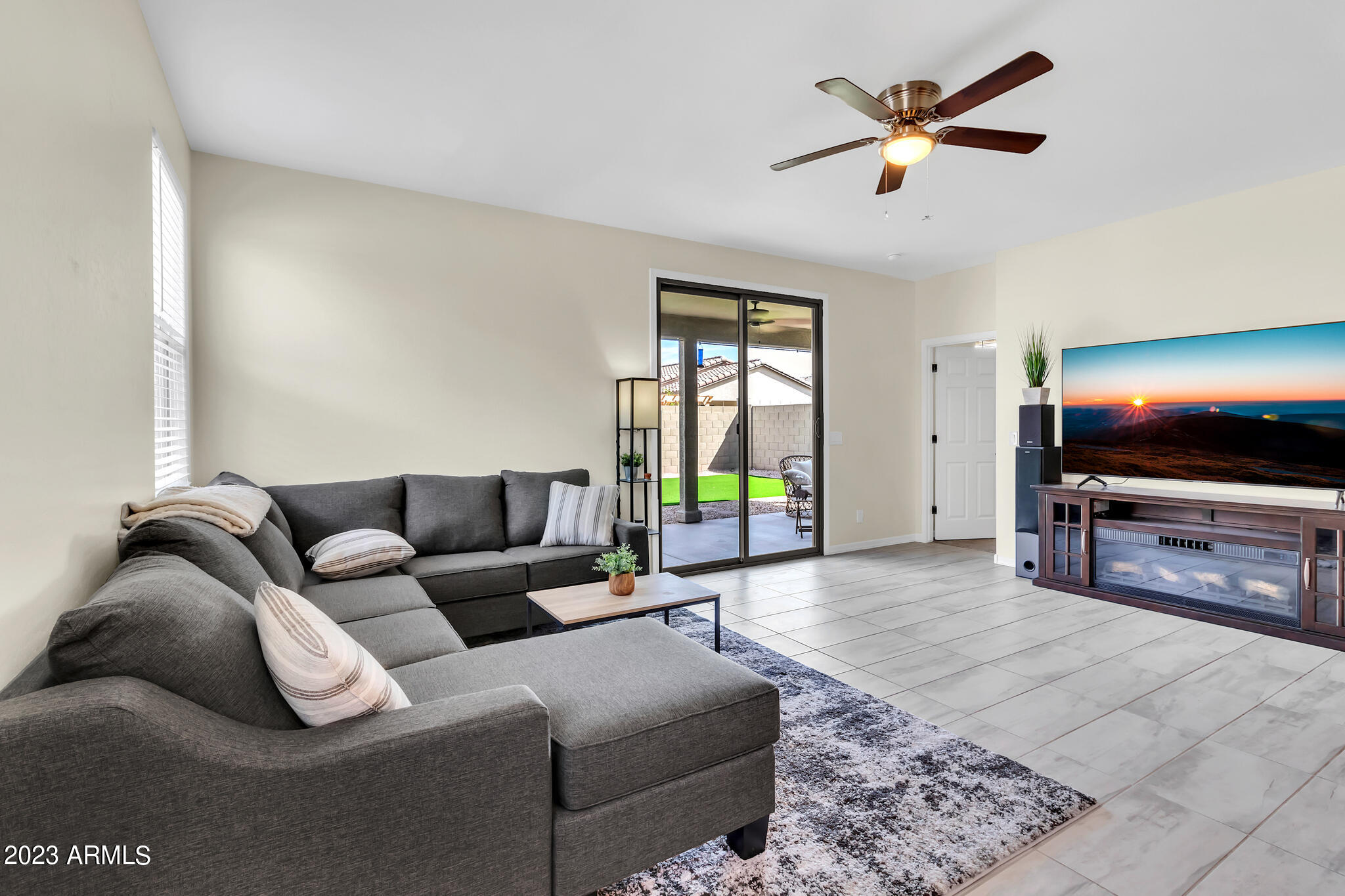 3242 West Fremont Rd. Phoenix, AZ 85041 - Photo 13 of 42 3242 W Fremont Rd-8