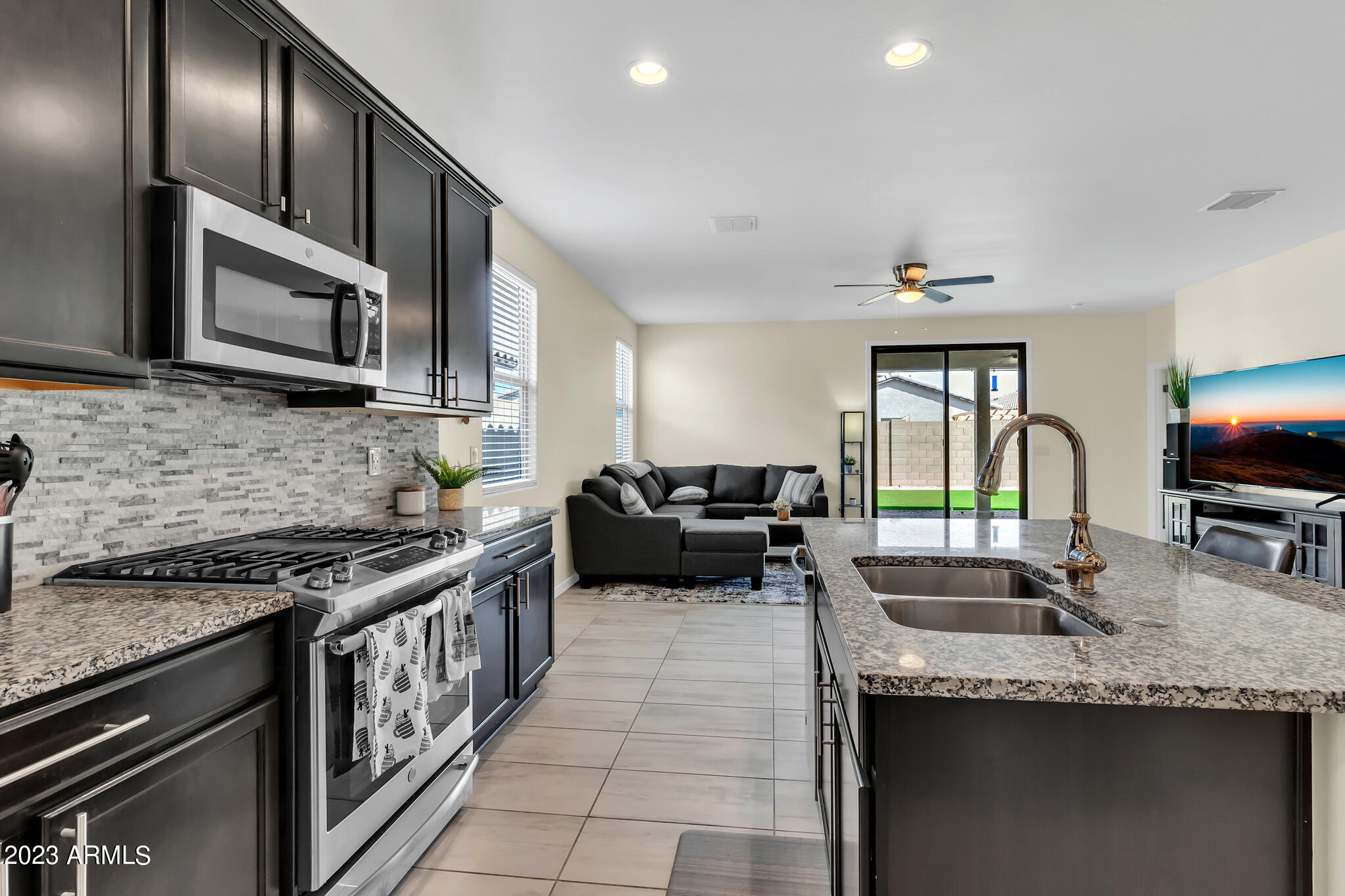 3242 West Fremont Rd. Phoenix, AZ 85041 - Photo 8 of 42 3242 W Fremont Rd-18