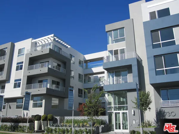 $3,800 | 1730 Sawtelle Boulevard, Unit 305, Los Angeles, CA 90025