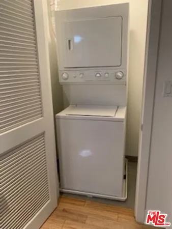 $3,800 | 1730 Sawtelle Boulevard, Unit 305, Los Angeles, CA 90025