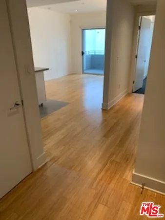 $3,800 | 1730 Sawtelle Boulevard, Unit 305, Los Angeles, CA 90025