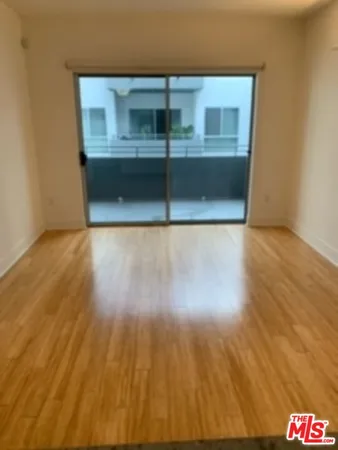 $3,800 | 1730 Sawtelle Boulevard, Unit 305, Los Angeles, CA 90025