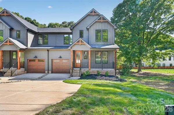 $789,999 | 421 West Cama Street, Charlotte, NC 28217