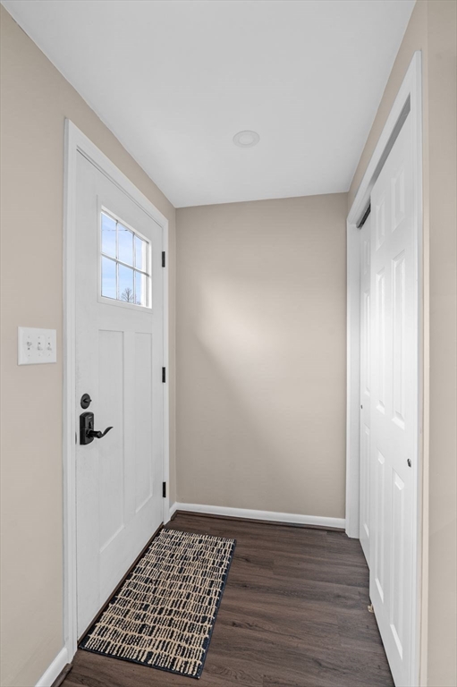 20 Sunnyvale Street Beverly, MA 01915 - Photo 3 of 42