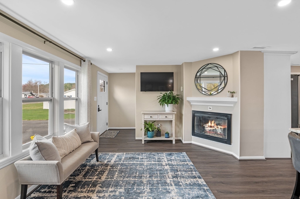 20 Sunnyvale Street Beverly, MA 01915 - Photo 5 of 42