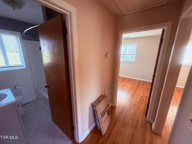 $189,900 | 273 Fairford Lane, Bristol, TN 37620