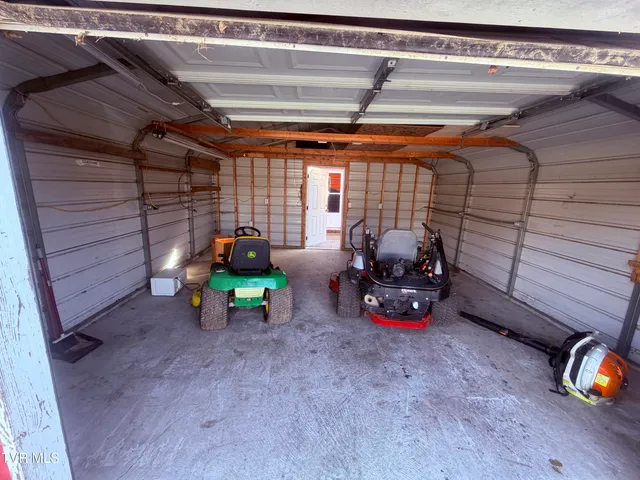 $189,900 | 273 Fairford Lane, Bristol, TN 37620