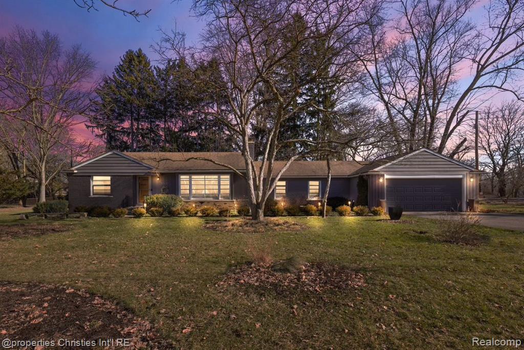 32630 Evergreen Road Beverly Hills, MI 48025 - Photo 3 of 37