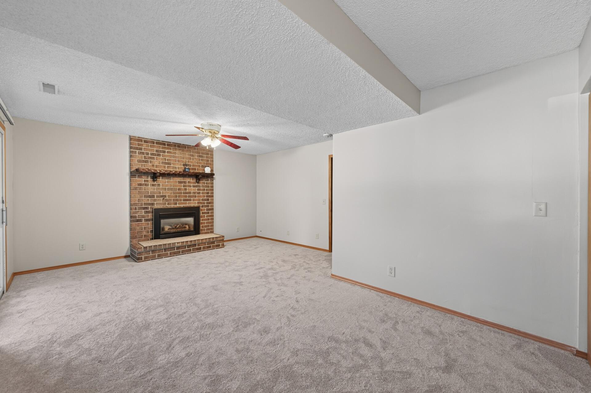 4664 Ridge Cliff Drive Eagan, MN 55122 - Photo 29 of 36