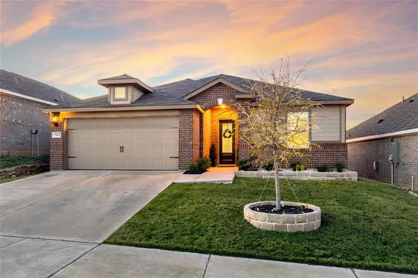 $335,000 | 7621 Duck Bay Road, Fort Worth, TX 76120