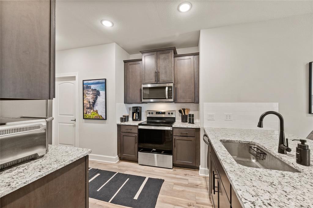 7621 Duck Bay Road Fort Worth, TX 76120 - Photo 16 of 32