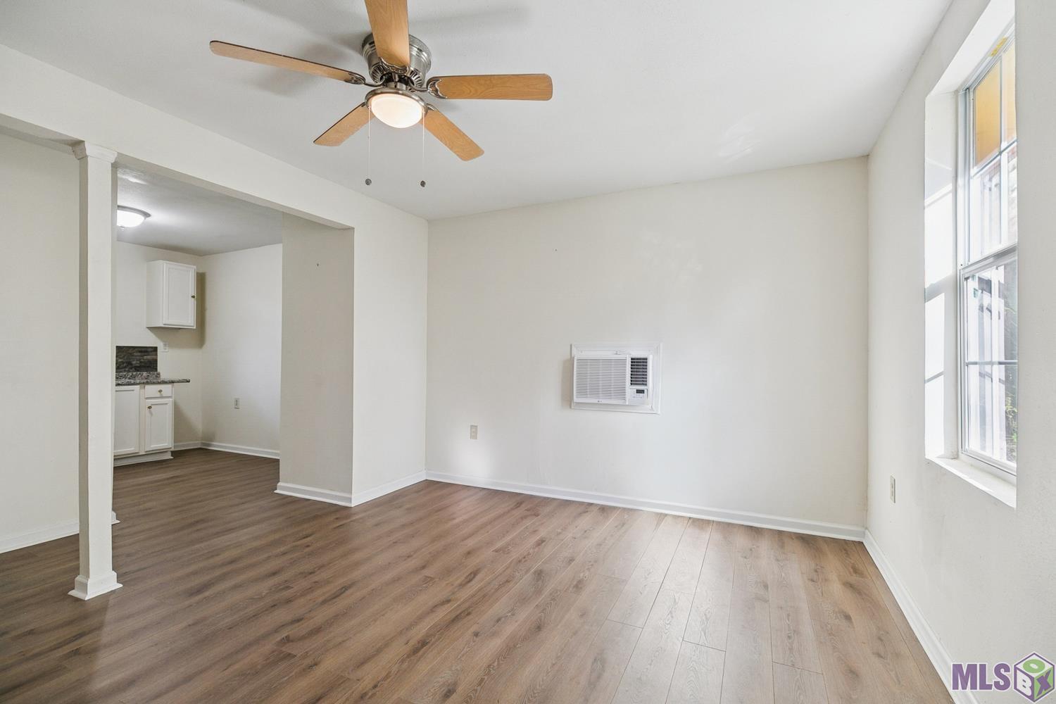 2371 East Smiley Avenue Baton Rouge, LA 70806 - Photo 2 of 10